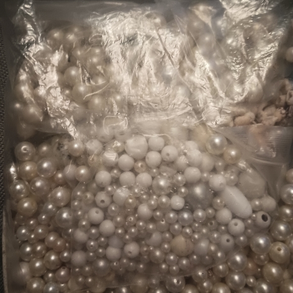 Beads - Picture 4 of 6